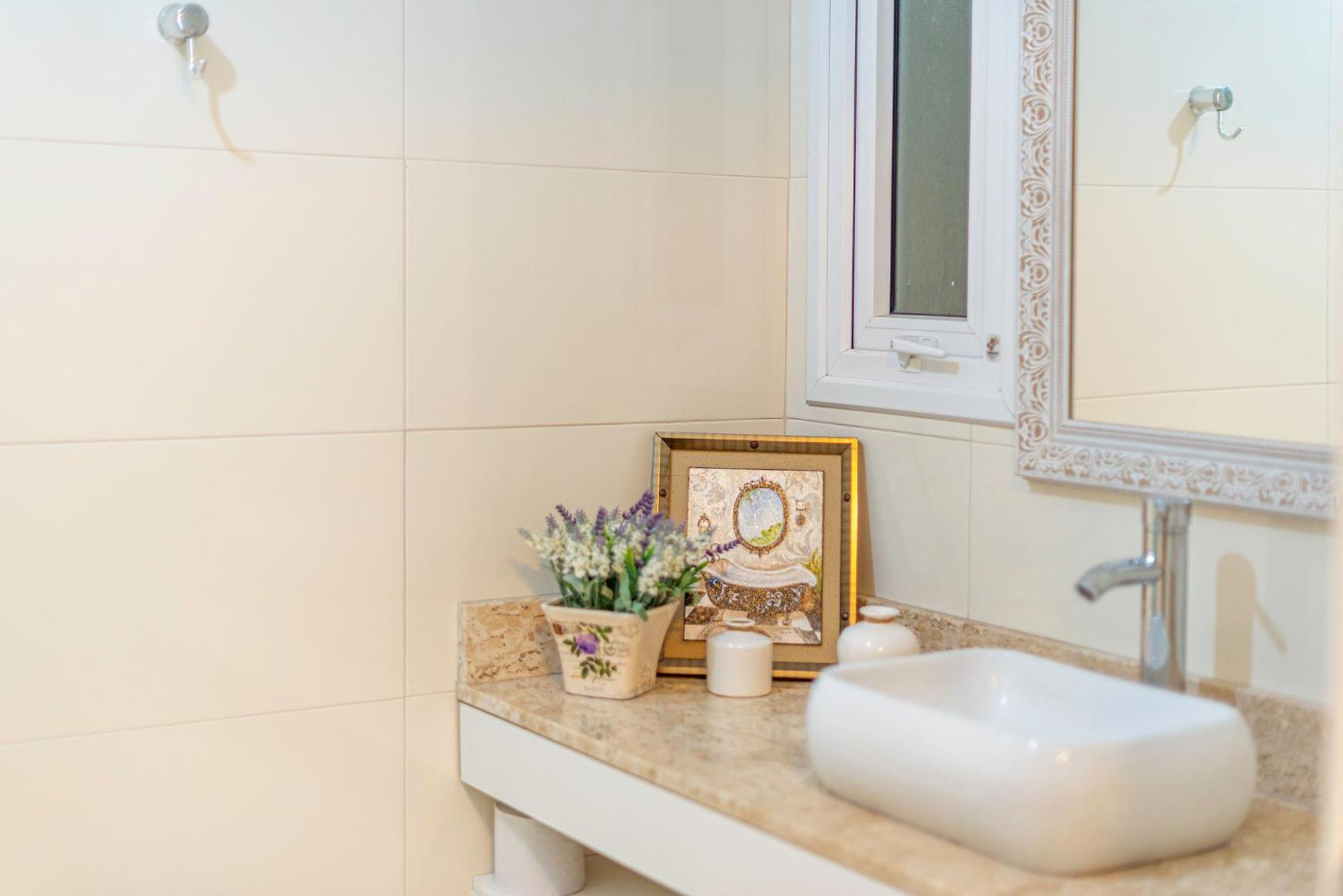 Incrivel Apartamento A 500M Da Rua Coberta Gramado Esterno foto