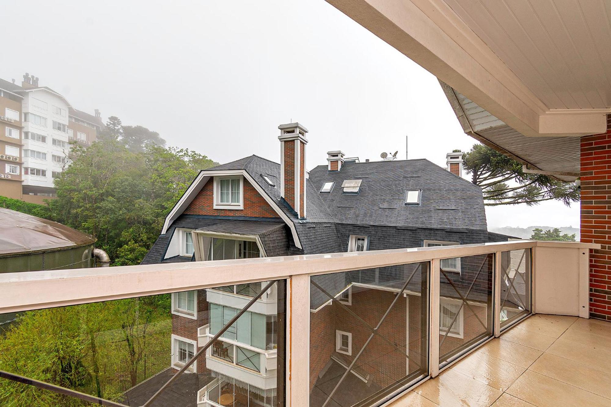 Incrivel Apartamento A 500M Da Rua Coberta Gramado Esterno foto