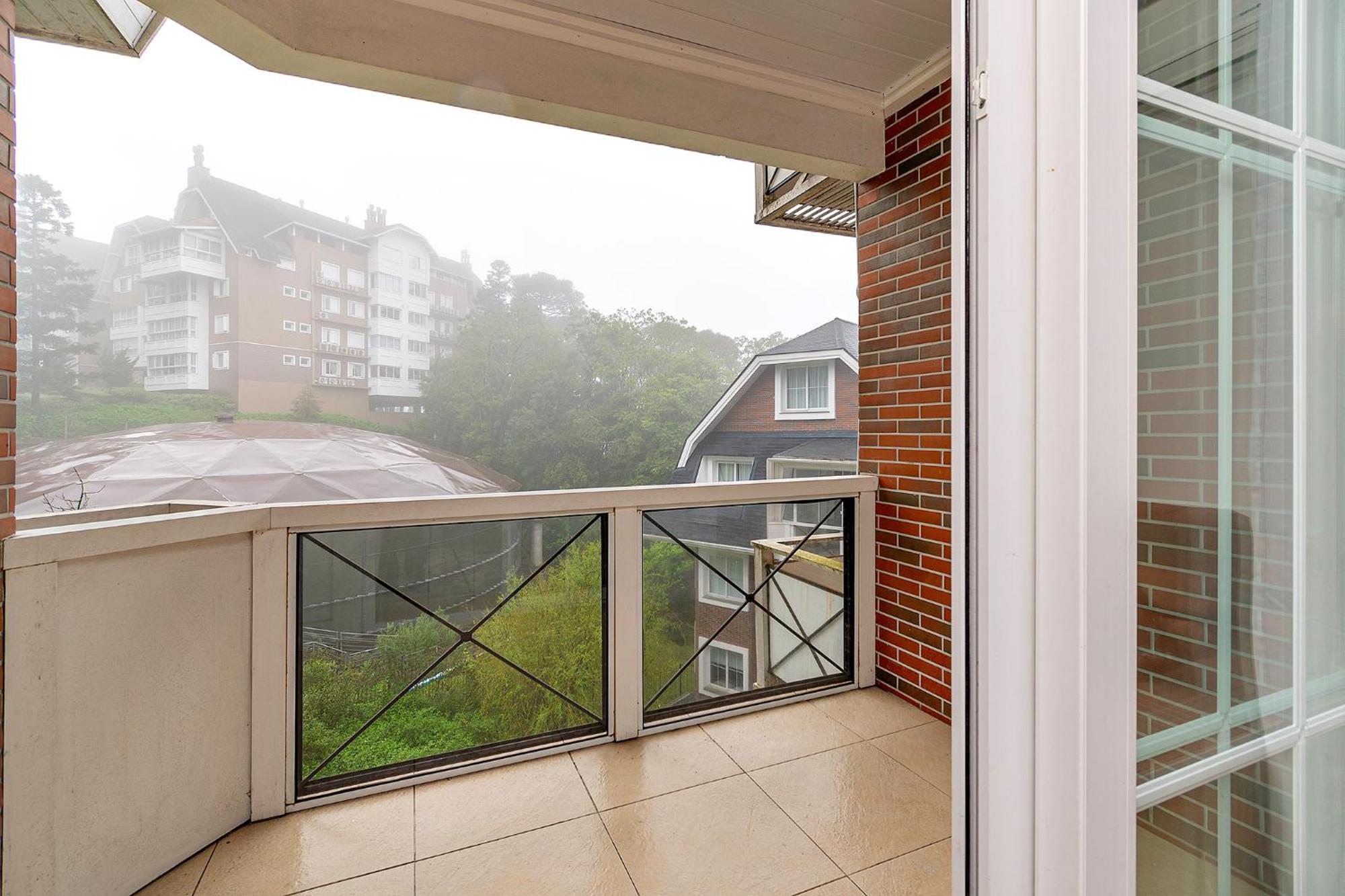 Incrivel Apartamento A 500M Da Rua Coberta Gramado Esterno foto
